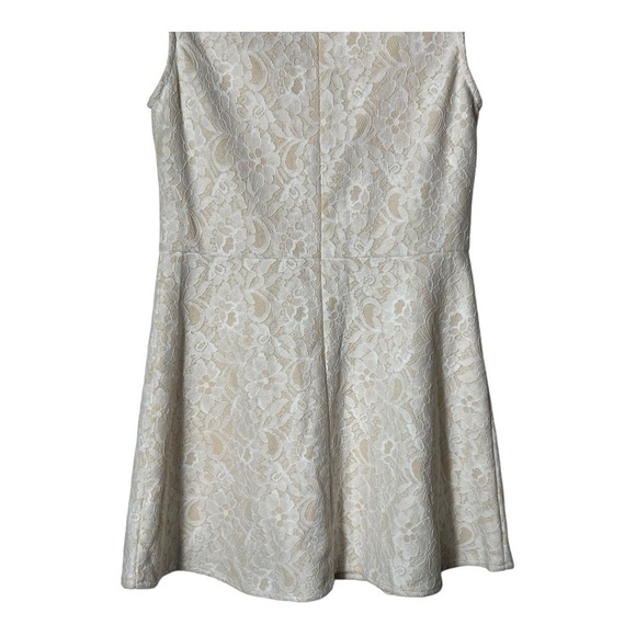 1854. NASTY GAL ALL LACE WITH LINER MINI LENGTH DRESS WHITE/BEIGE IN COLOR SZ MD - Picture 10 of 10